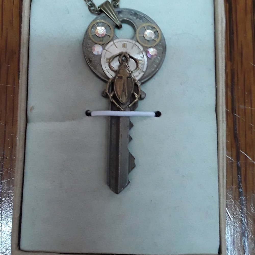 vintage necklace
